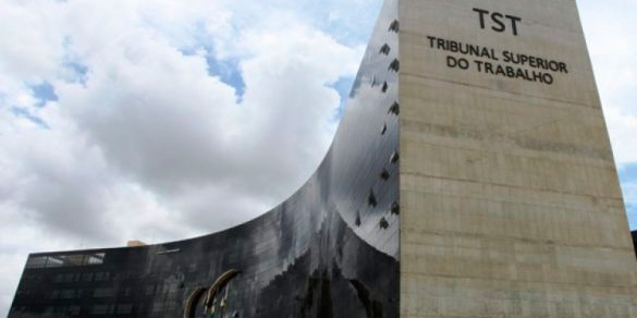  Fofoca no trabalho gera danos morais